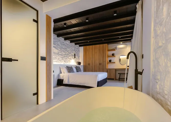 Amnos Mykonos - A Blue Eye Collection * كالافاتيس