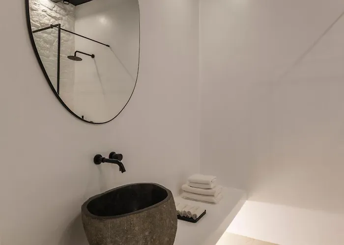 Amnos Mykonos - A Blue Eye Collection Villa *