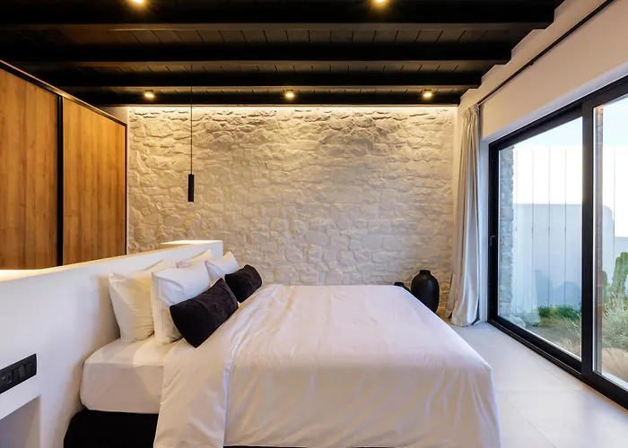 فيلة Amnos Mykonos - A Blue Eye Collection