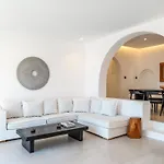 Villa Amnos Mykonos - A Blue Eye Collection *
