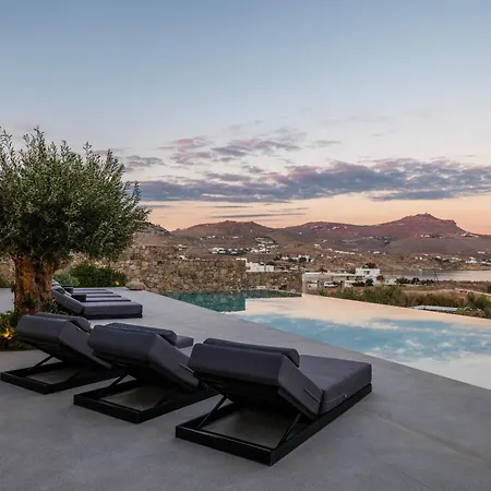 Amnos Mykonos - A Blue Eye Collection * カラファティス