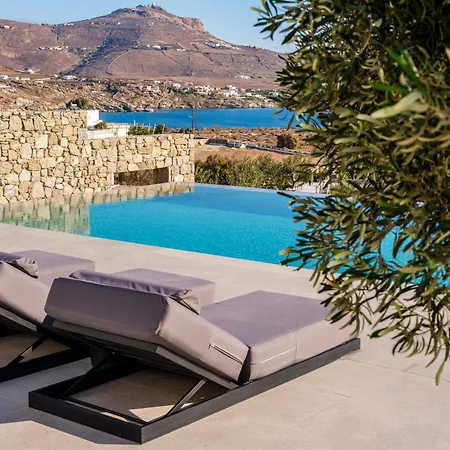 Amnos Mykonos - A Blue Eye Collection カラファティス